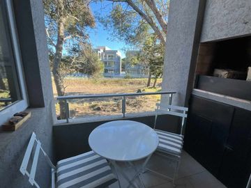 VENTA DEPARTAMENTO 3 AMBIENTES PINAMAR GAS NATURAL