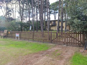 VENTA 4 DEPARTAMENTOS MAS LOTE PINAMAR