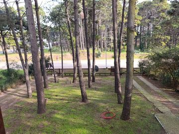 VENTA 4 DEPARTAMENTOS MAS LOTE PINAMAR