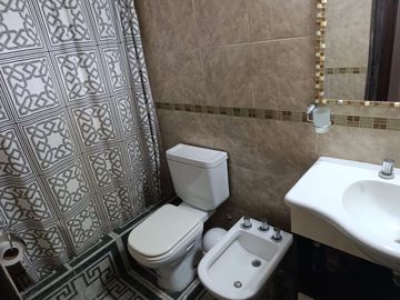 VENTA 4 DEPARTAMENTOS MAS LOTE PINAMAR