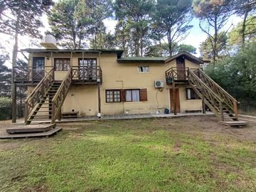 VENTA 4 DEPARTAMENTOS MAS LOTE PINAMAR