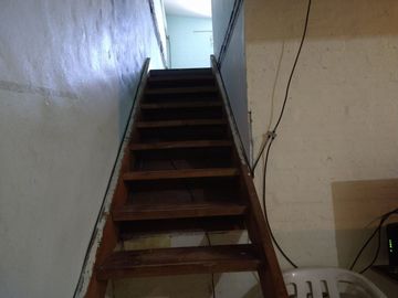 VENTA CASA 2 DORM + SALON COMERCIAL + GALPÓN NQN