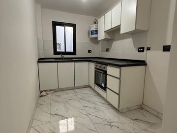 MONOAMBIENTE A ESTRENAR LANUS OESTE
