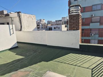 Piso alto-276 m2-2 coch-Apto Crédito-Lanús Centro