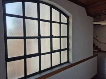Piso alto-276 m2-2 coch-Apto Crédito-Lanús Centro