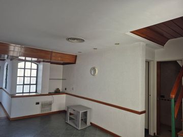 Piso alto-276 m2-2 coch-Apto Crédito-Lanús Centro