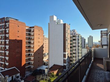 Piso alto-276 m2-2 coch-Apto Crédito-Lanús Centro