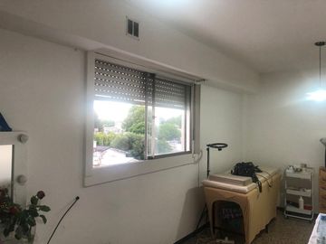 DEPARTAMENTO DE 3 AMB C/FTE EN VENTA LANUS CENTRO