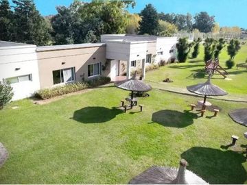 Imperdible Casa doble lote amueblada en Domselaar