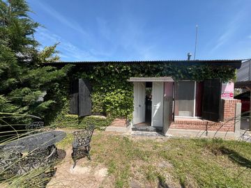 Imperdible Casa doble lote amueblada en Domselaar