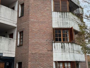 Departamento Chaco 1158   PB y cochera  Torre 8