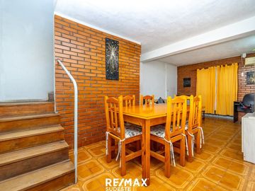 VENTA DUPLEX A LA CALLE !!