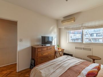 VENTA dpto 4 amb.c/dep Luz y Sol Caballito