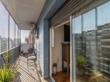 VENTA dpto 4 amb.c/dep Luz y Sol Caballito