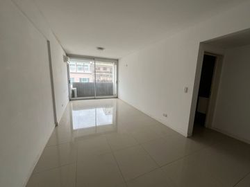 DEPTO MONOAMBIENTE VENTA ALMAGRO C/ BALCON FRENTE