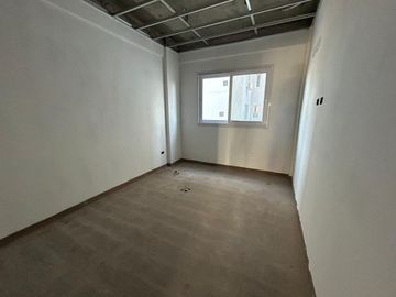 DEPARTAMENTO DE 4 AMB EN VENTA LANUSITA a estrenar