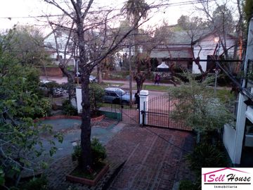 DEPARTAMENTO 3 AMB PLANTA BAJA CON PATIO , COCHERA. EXPENSAS Y ABLINCLUIDAS TIGRE MAIPU 313 COMPLEJO CON PISCINA