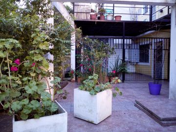 DEPARTAMENTO 3 AMB PLANTA BAJA CON PATIO , COCHERA. EXPENSAS Y ABLINCLUIDAS TIGRE MAIPU 313 COMPLEJO CON PISCINA