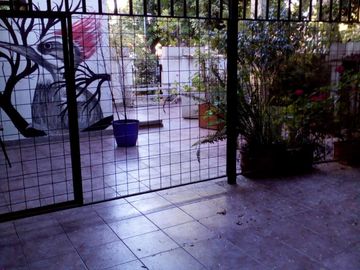 DEPARTAMENTO 3 AMB PLANTA BAJA CON PATIO , COCHERA. EXPENSAS Y ABLINCLUIDAS TIGRE MAIPU 313 COMPLEJO CON PISCINA