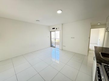 DEPARTAMENTOS DOS AMBIENTES VENTA EN ALCORTA 237 7°A C/ COCHERA (LANUS OESTE)