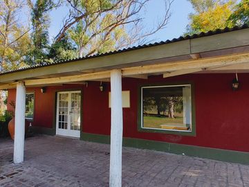 Alquiler CASA amoblada y equipada BARRIO CERRADO - MANZANARES - PILAR