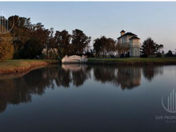Casa de 4amb con Increible Vista en  San Eliseo Golf , Canning