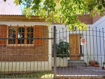 Casa en  Santa Genoveva