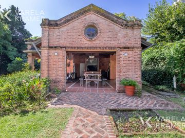 Casa en Venta en Lomas de San Isidro