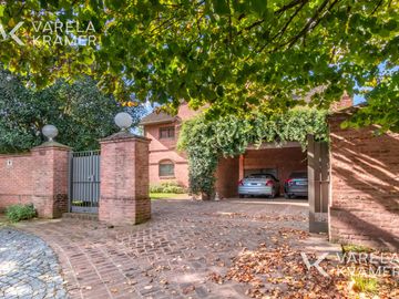 Casa en Venta en Lomas de San Isidro