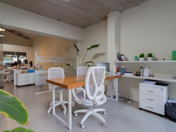 Edificio comercial en venta en San Isidro