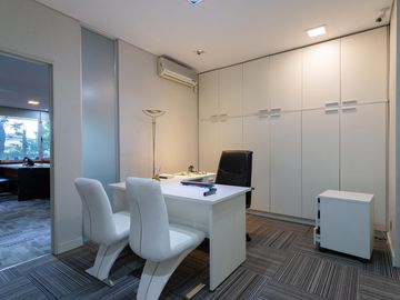 Edificio comercial en venta en San Isidro