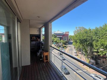 Departamento 3 ambientes en venta en Olivos