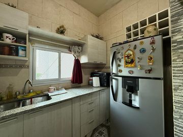 PH de tres ambientes a la venta en Wilde
