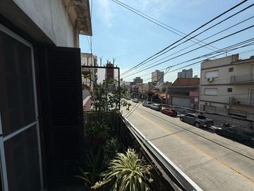 PH de tres ambientes a la venta en Wilde