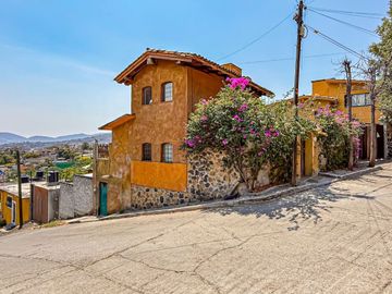 Casa Sola en Lomas de Jiutepec Jiutepec - M2AI-866-Cs