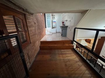 Departamento Tipo Casa en venta en Lanus Oeste