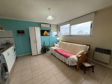 VENTA 2 AMB. APTO PROF. LUMIN. CAMPANA MEJOR ZONA