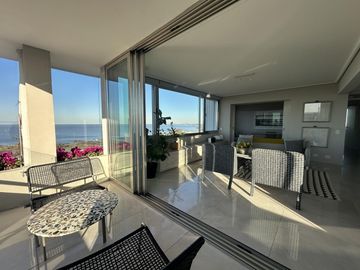 Espectacular 2 suites y dep Vista al Rio Venta La Lucila
