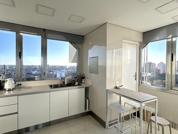 Espectacular 2 suites y dep Vista al Rio Venta La Lucila
