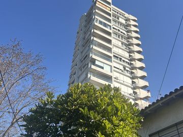 Espectacular 2 suites y dep Vista al Rio Venta La Lucila