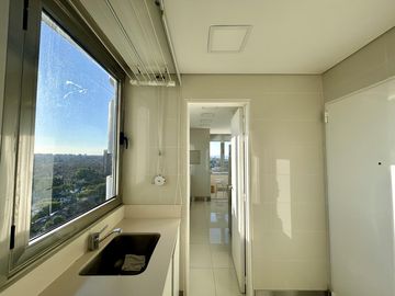 Espectacular 2 suites y dep Vista al Rio Venta La Lucila