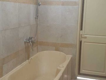 Rumah Bagus 2 Lantai Bisa Untuk Tempat Usaha