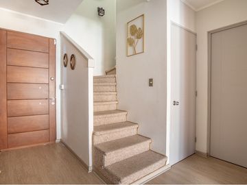 Venta casa en Buin: segura, amplia y bien ubicada