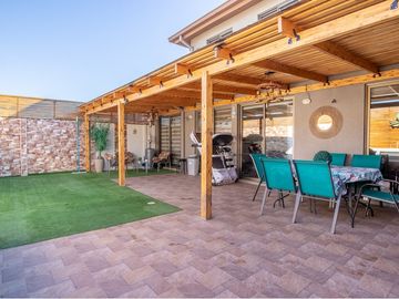 Venta casa en Buin: segura, amplia y bien ubicada
