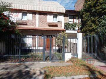 Venta- Dúplex 4 dormitorios - B ° Muten- Neuquén