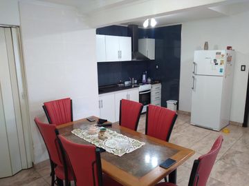 Casa - Centro (Moreno)