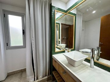Departamento en venta - 2 Dormitorios 2 Baños - Pinamar