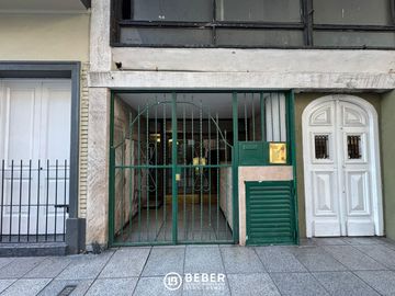 En venta dos ambientes al frente con balcón, Centro Mar del Plata