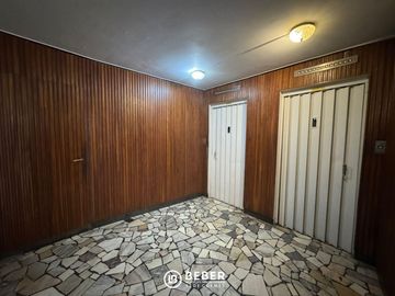En venta dos ambientes al frente con balcón, Centro Mar del Plata
