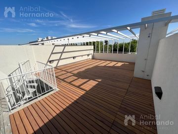 VENTA de Departamento 2 AMBIENTES, Moreno, con balcón, terraza privada, parrilla y cochera